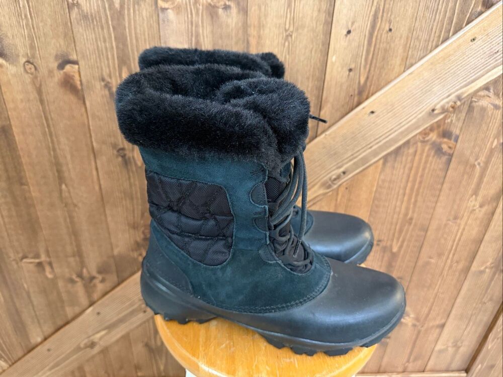 Columbia Women’s Black Winter Snow Boots Size 11 Faux Fur Lace Up